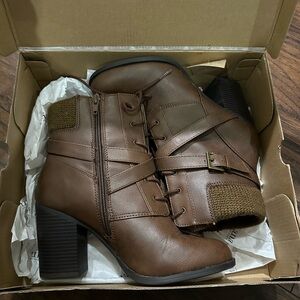 A.n.a Cognac Brown Heel Booties